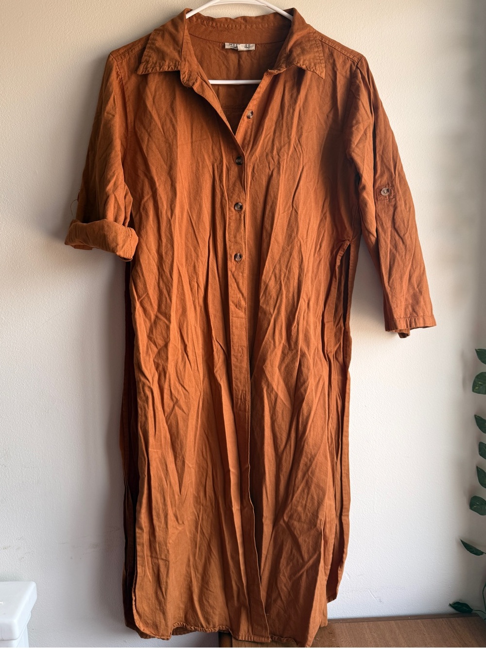 Mileage Rust Orange Collared Button Up Long Shirt 100% Cotton Split Back Size L